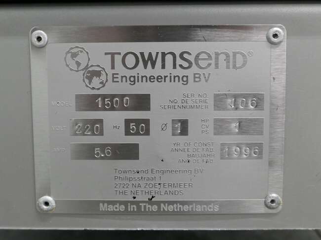 Townsend skinning machine