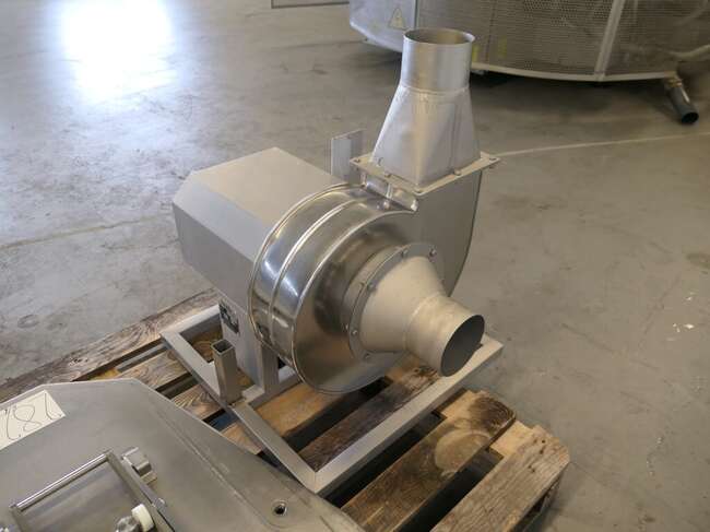 Cryovac rotary vacuum machine
